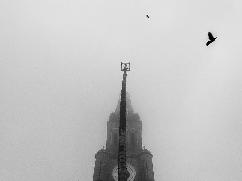 Fantasma y monumento [Selección]