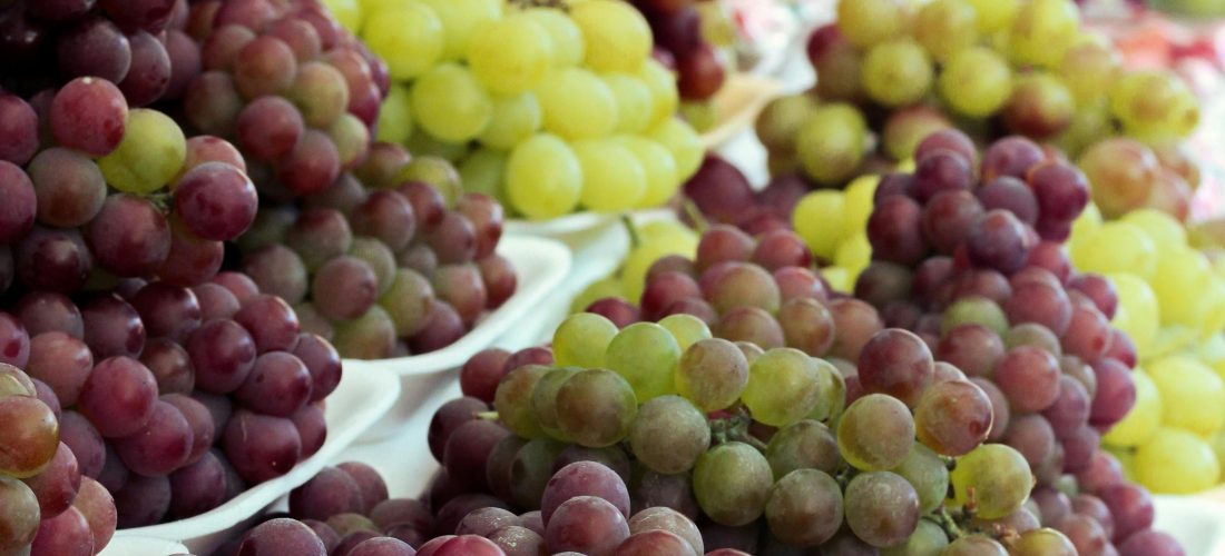 pienso en robar frutas constantemente, me emociona saberme capaz de hacerlo